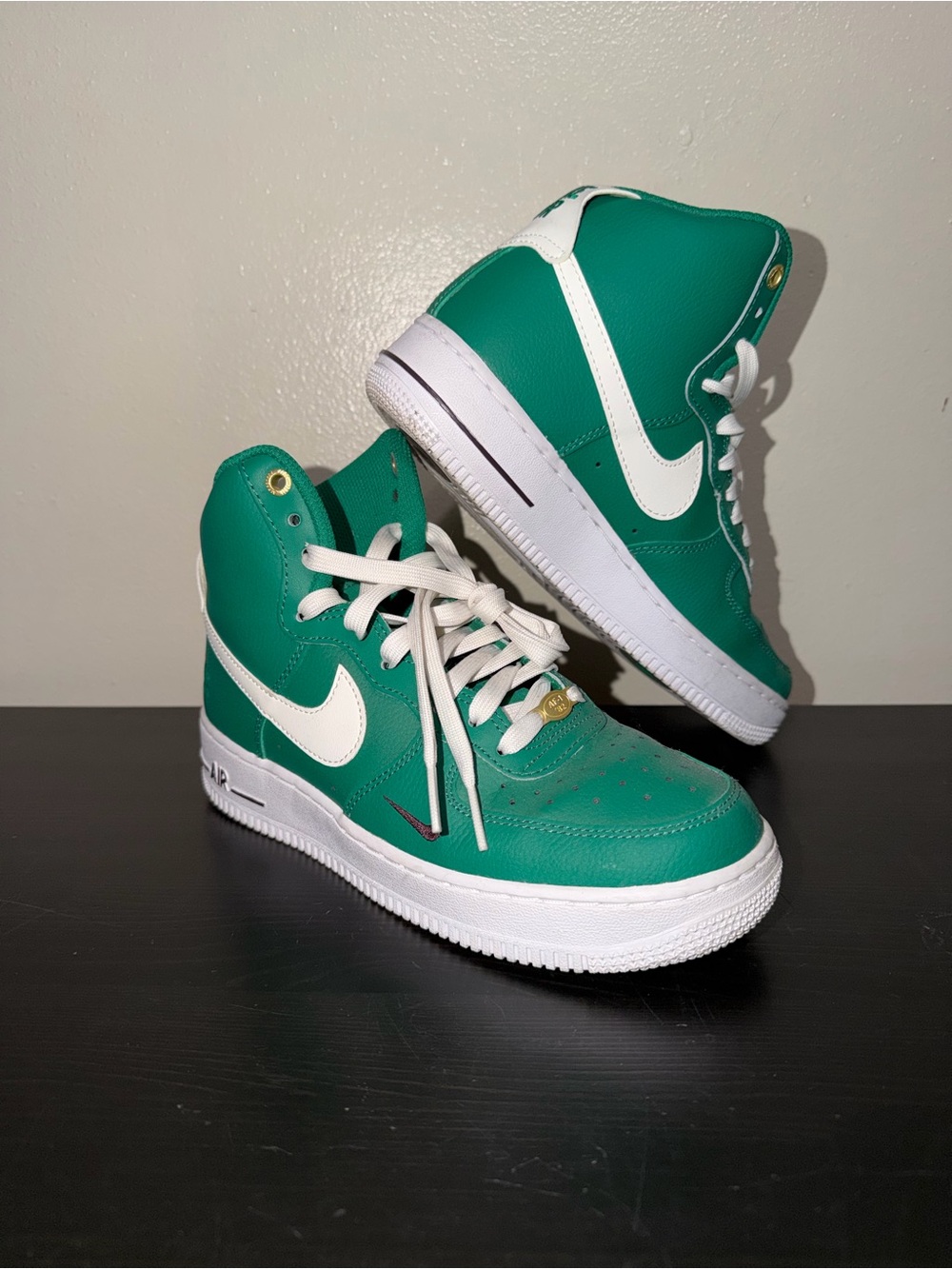 Nike High Top Sneakers - Emerald Green & White